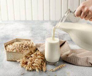 فوائد الحليب والشوفان - مدونة فرائد
